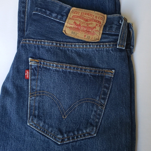 Levi's Original 501 Straight Leg button fly jeans 33x34 - Picture 2 of 8